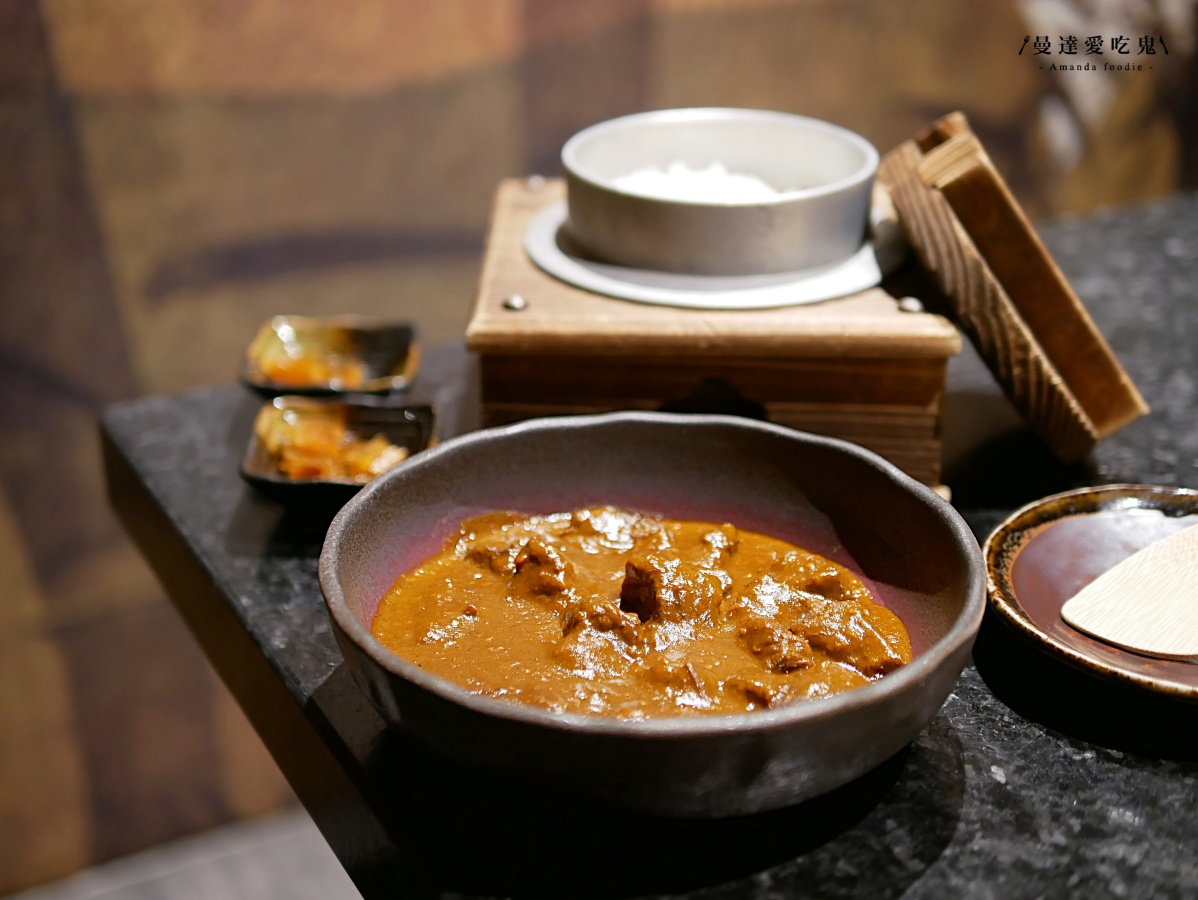 竹北美食｜讓人意猶未盡的頂級和牛燒肉饗宴「老乾杯新竹喜來登店」專人桌邊代烤，質感氛圍超加分！竹北燒肉推薦｜新竹聚餐推薦