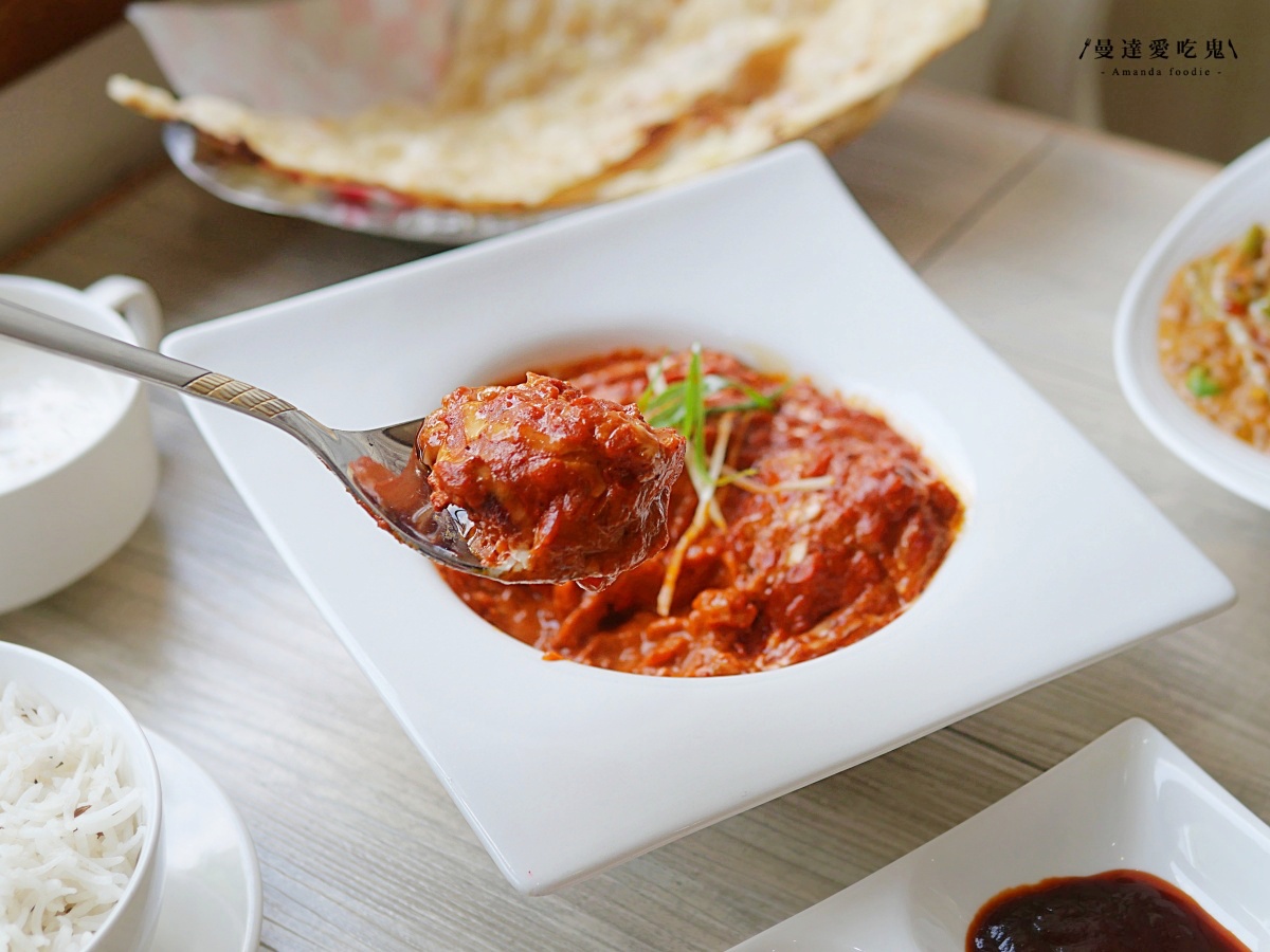 太銷魂！中正公園旁的道地異國風味「主廚帽印度餐廳嘉義店」品嚐濃郁咖哩一秒置身異國街頭！嘉義美食推薦｜嘉義約會推薦