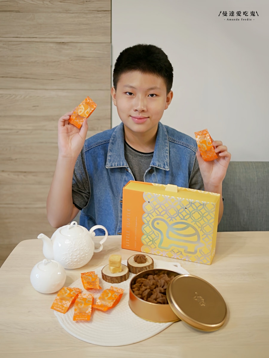 甜點控必收！一次擁有可可曲奇搭MINI鳳梨酥雙重幸福滋味「小烏龜烘培-饗宴旺來酥禮盒」臺中市十大伴手禮首獎！台中伴手禮推薦｜中秋禮盒推薦