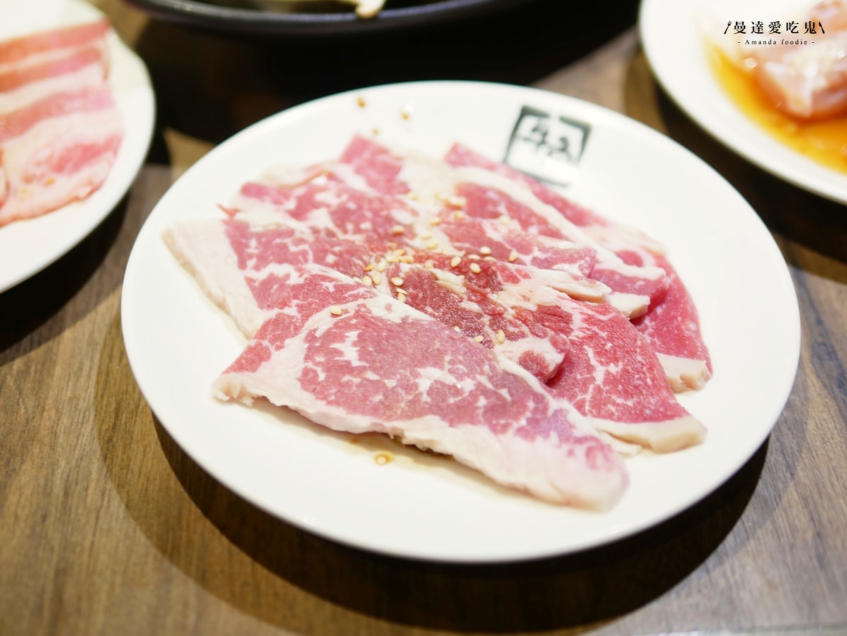 高雄大樹美食｜吃肉就衝「牛角日本燒肉專門店‑高雄義大店」暢快大口吃肉、嗨玩義大世界購物廣場一日遊！義大美食推薦｜高雄吃到飽推薦