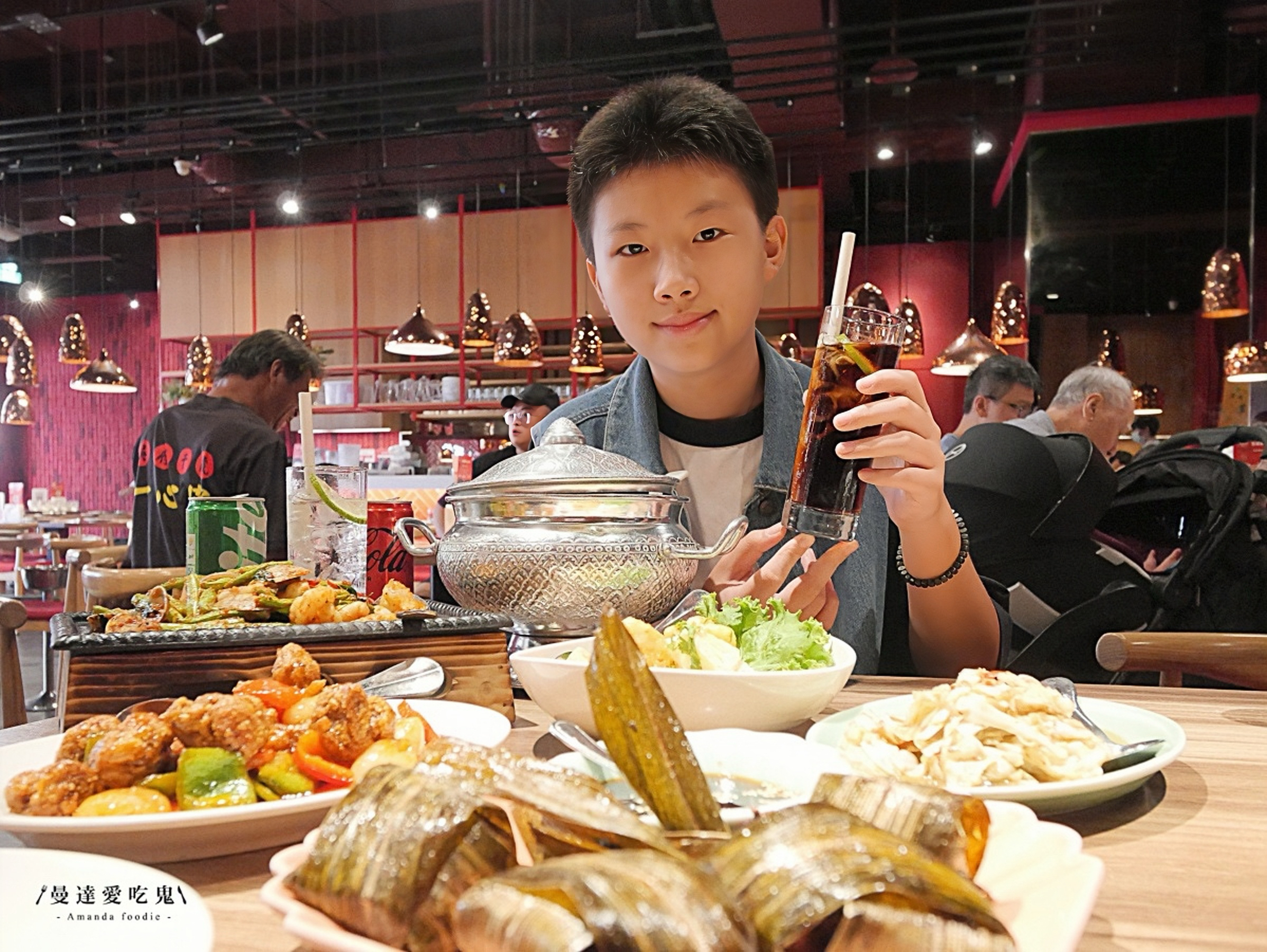 高雄前鎮美食|道道下飯、泰味滿滿「瓦城泰國料理 SKM Park 店」香葉包雞、鳳梨蝦球一次滿足的泰式好味道!草衙道美食|前鎮聚餐推薦 - 第12張圖