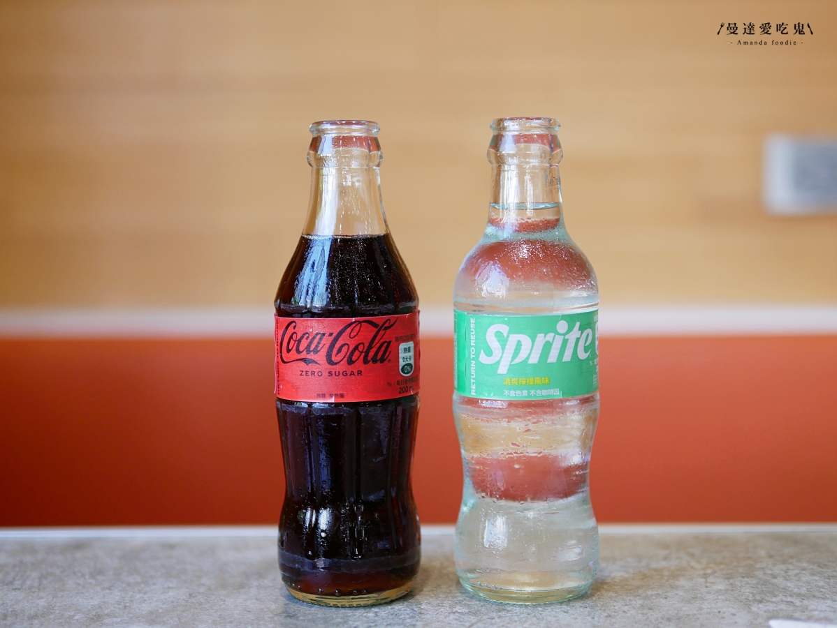 嘉義火鍋推薦｜挑戰視覺與味蕾極限「馨月鍋物」100%鮮乳湯底、15盎司魔王肉盤，CP值爆表的海陸饗宴！嘉義聚餐推薦｜嘉義宵夜推薦