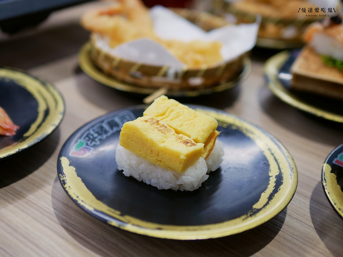 可愛送餐車、免費飲料吧與豐富日料壽司一次滿足「平禄壽司松竹店」可以許願跨出台中多開幾間分店嗎！？台中迴轉壽司｜北屯美食推薦