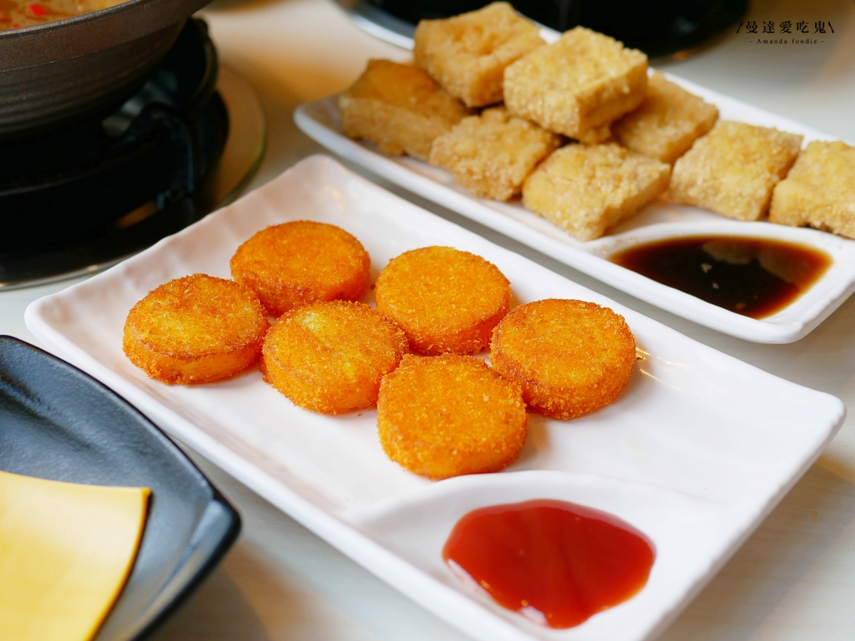 假日人潮不斷的自助吧吃到飽火鍋店「武鍋物北斗店」4小時蔬菜熬煮高湯清甜對味還免收服務費！彰化北斗美食｜彰化火鍋推薦