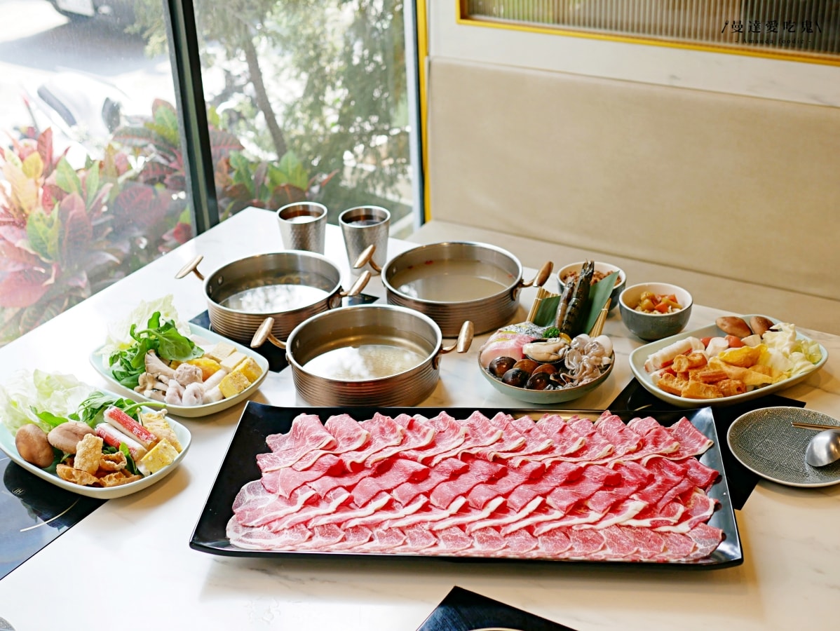 鳳山聚餐推薦｜軟嫩和牛、澎湃海鮮鍋物一次滿足「伊根鍋屋文中店」自助吧蔬菜、飲料、冰品暢享！鳳山火鍋推薦｜高雄美食推薦