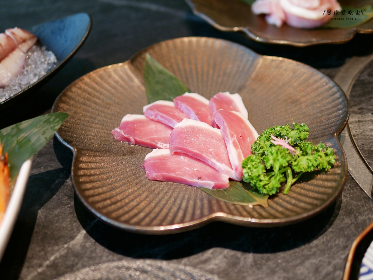 浪漫程度爆表!聽音樂、看海景,享受質感燒肉空間「1928燒肉總鋪-高流海洋店」假日現場駐唱超加分!駁二美食推薦|高雄約會推薦 - 第25張圖