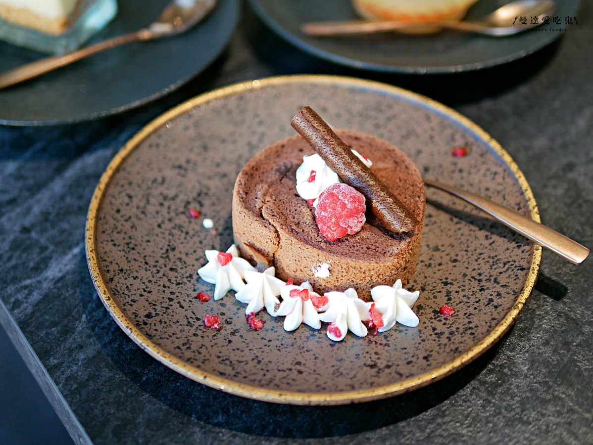 浪漫程度爆表!聽音樂、看海景,享受質感燒肉空間「1928燒肉總鋪-高流海洋店」假日現場駐唱超加分!駁二美食推薦|高雄約會推薦 - 第40張圖