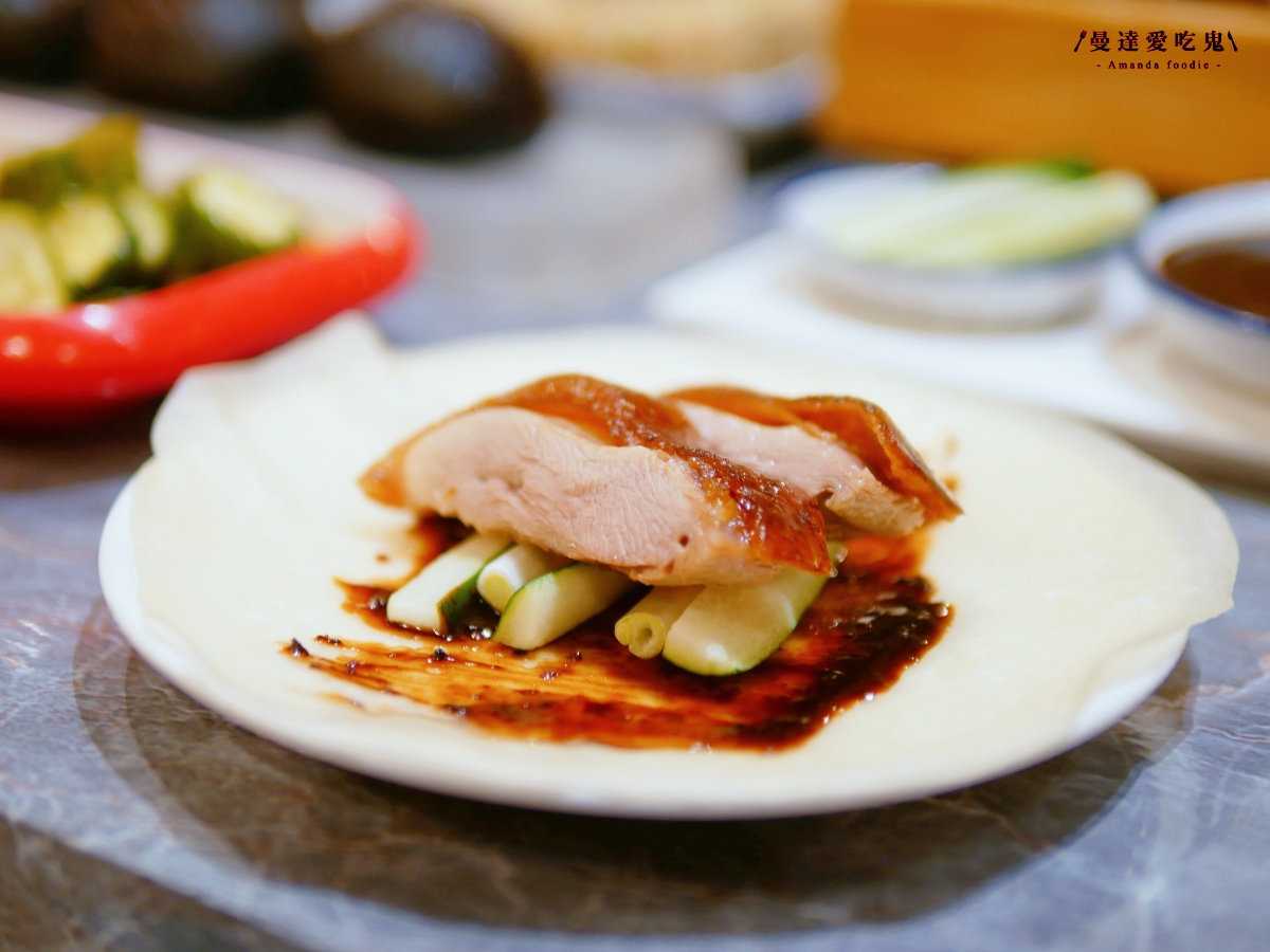 先知鴨四吃香氣爆發！從第一口片皮鴨下肚就被收服「LA 墨川四川樟茶烤鴨善化店」讓人回味無窮的滿滿川味驚喜！台南聚餐推薦｜善化美食推薦