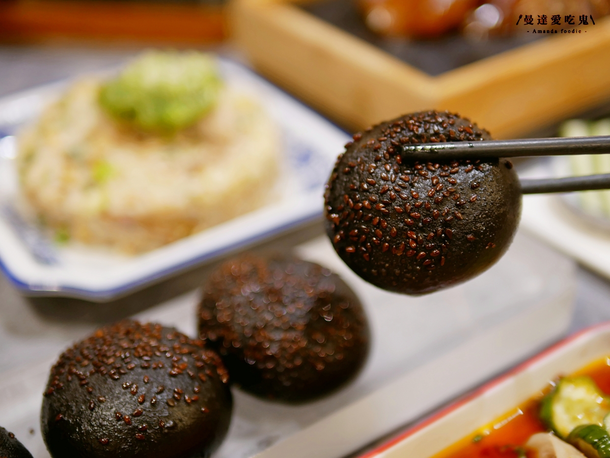 先知鴨四吃香氣爆發！從第一口片皮鴨下肚就被收服「LA 墨川四川樟茶烤鴨善化店」讓人回味無窮的滿滿川味驚喜！台南聚餐推薦｜善化美食推薦