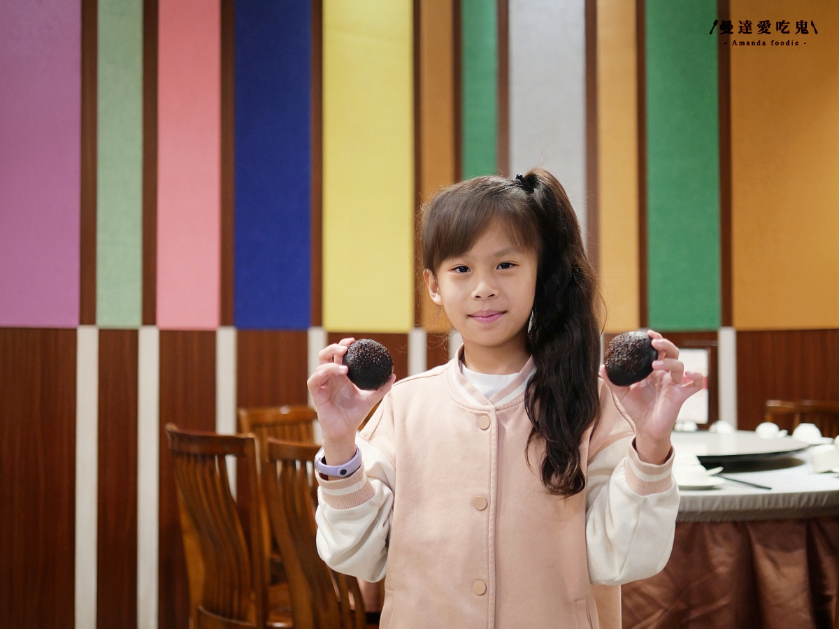 先知鴨四吃香氣爆發！從第一口片皮鴨下肚就被收服「LA 墨川四川樟茶烤鴨善化店」讓人回味無窮的滿滿川味驚喜！台南聚餐推薦｜善化美食推薦