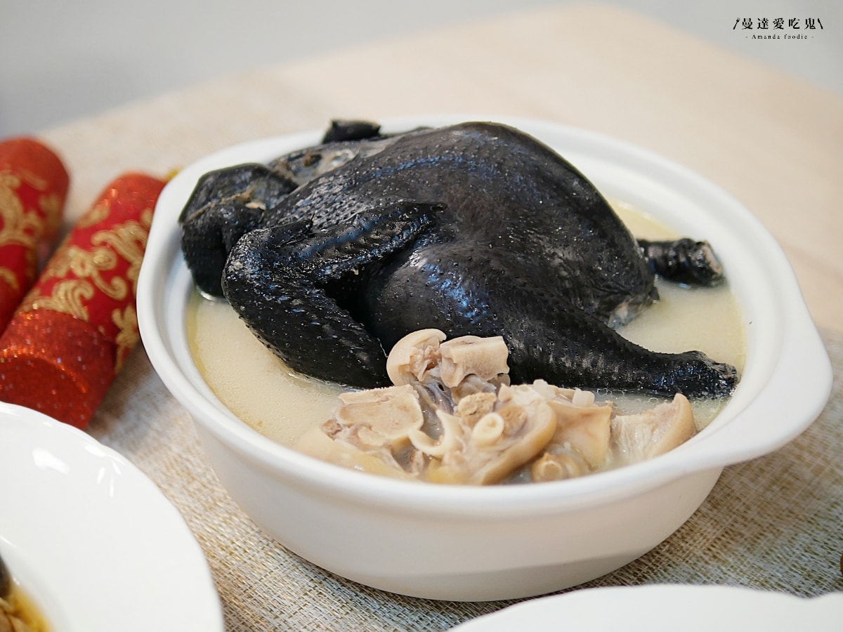 年菜宅配推薦|氛圍感滿滿的澎派年夜飯開箱「冊子年菜 藏冊珍饌7件組」經典佛跳牆、獅子頭、金元蹄一次品嚐!冷凍年菜推薦|冷凍宅配年菜 - 第9張圖 年菜宅配推薦|氛圍感滿滿的澎派年夜飯開箱「冊子年菜 藏冊珍饌7件組」經典佛跳牆、獅子頭、金元蹄一次品嚐!冷凍年菜推薦|冷凍宅配年菜