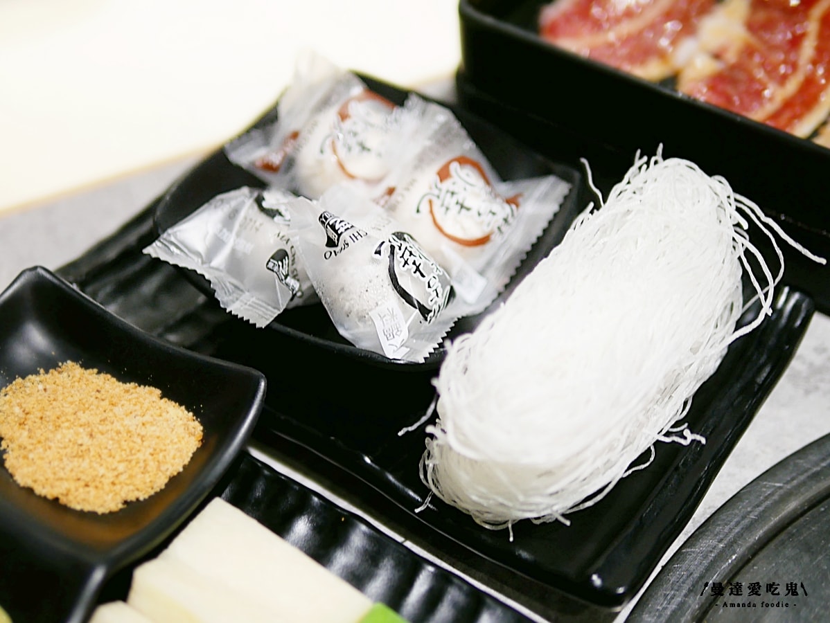 嘉義美食推薦｜質感到位、份量澎湃的$599日式燒烤吃到飽「川沐燒肉」家庭聚餐、團體聚會通通往這裡衝準沒錯！嘉義吃到飽｜民雄美食推薦