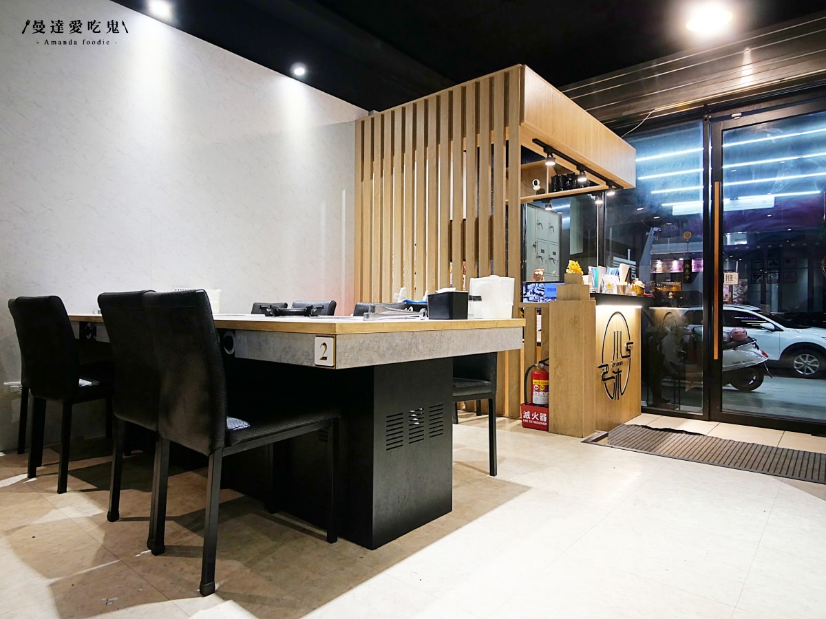 嘉義美食推薦｜質感到位、份量澎湃的$599日式燒烤吃到飽「川沐燒肉」家庭聚餐、團體聚會通通往這裡衝準沒錯！嘉義吃到飽｜民雄美食推薦