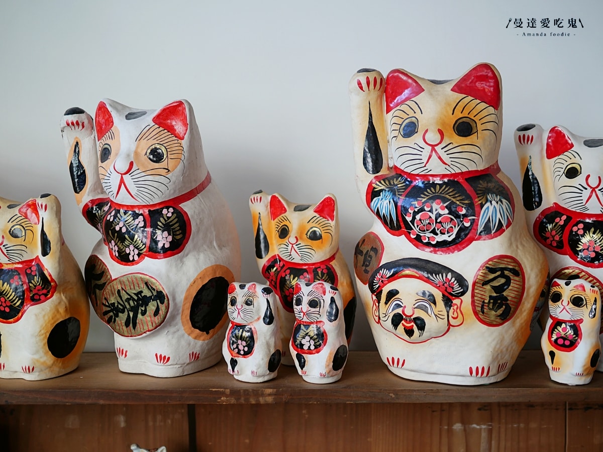 隱藏在巷弄裡的靜謐角落「清泉咖啡」坐在窗邊細細感受老派咖啡廳的復古魅力！鹿港咖啡廳推薦｜彰化咖啡廳推薦