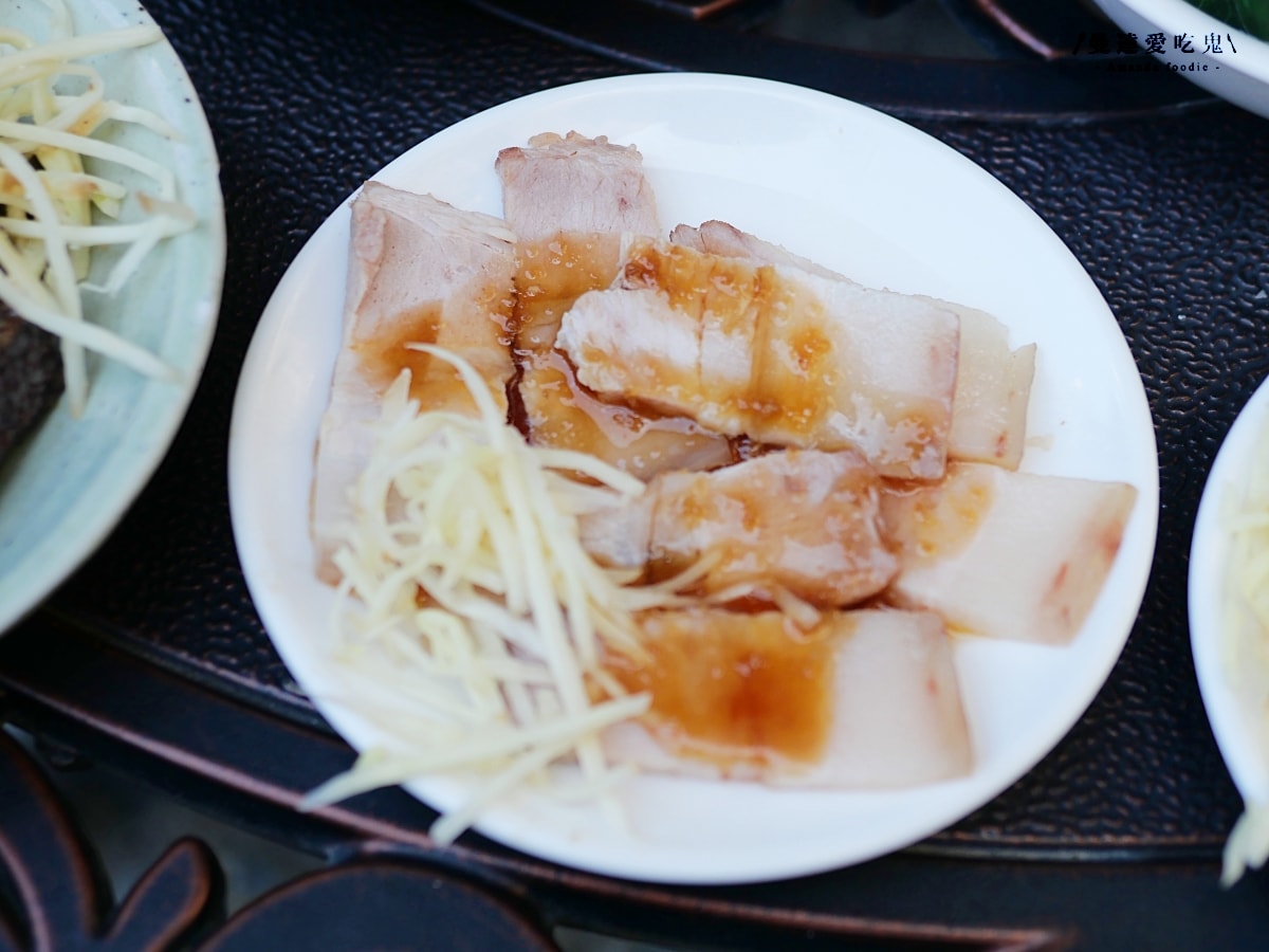 彰化美食｜銅板價格享受豐富小吃「鹿港圓環頂麵食館」 美味意麵與$10平價滷味一次滿足！鹿港美食推薦｜鹿港小吃推薦