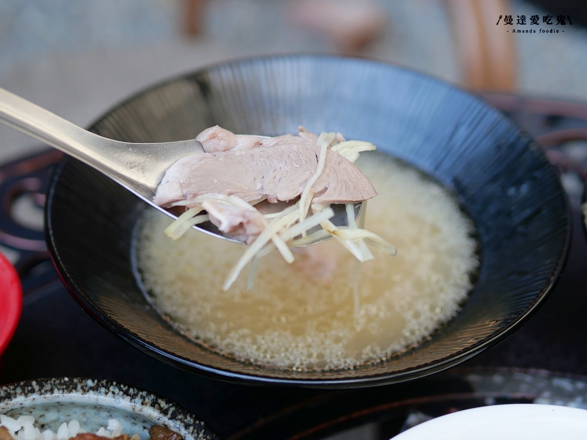 彰化美食｜銅板價格享受豐富小吃「鹿港圓環頂麵食館」 美味意麵與$10平價滷味一次滿足！鹿港美食推薦｜鹿港小吃推薦