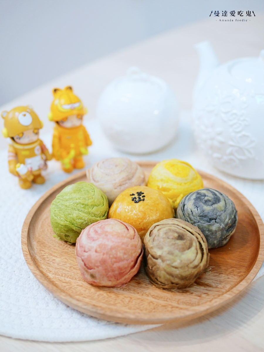 顏值與口感都在線！2026 過年禮盒開箱「冊子彩鳥飛悅禮盒」不僅包裝好看、內容物更是滿滿驚喜！宅配美食推薦｜台南美食推薦