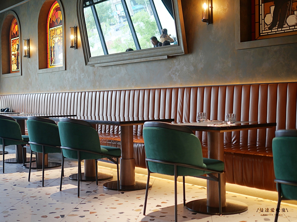 豹紋餅皮太迷人！從48小時發酵麵團到90秒窯烤「LA ONE Pizza」前菜到和牛都精彩的高質感料理！高雄美術館美食｜左營美食推薦