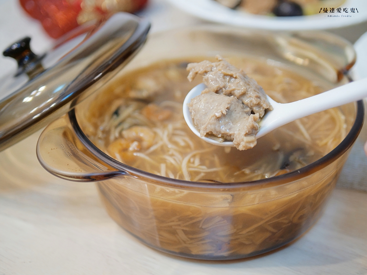 年菜宅配推薦｜氛圍感滿滿的澎派年夜飯開箱「冊子年菜 藏冊珍饌7件組」經典佛跳牆、獅子頭、金元蹄一次品嚐！冷凍年菜推薦｜冷凍宅配年菜