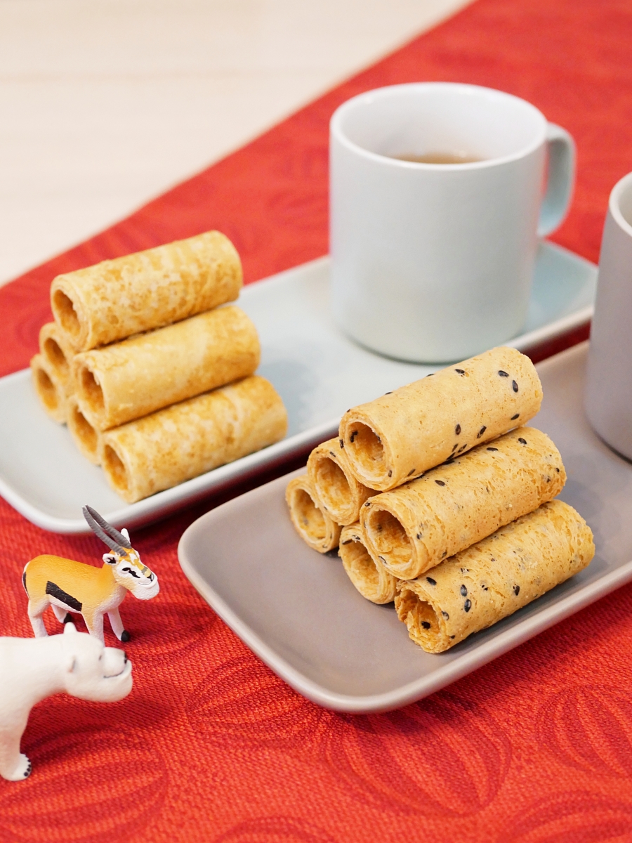 涮嘴到停不下來的新年伴手禮推薦「拾步町一口蛋捲綜合禮盒」三種經典口味一次開箱!台南年節禮盒|2026過年禮盒 - 第6張圖 涮嘴到停不下來的新年伴手禮推薦「拾步町一口蛋捲綜合禮盒」三種經典口味一次開箱!台南年節禮盒|2026過年禮盒