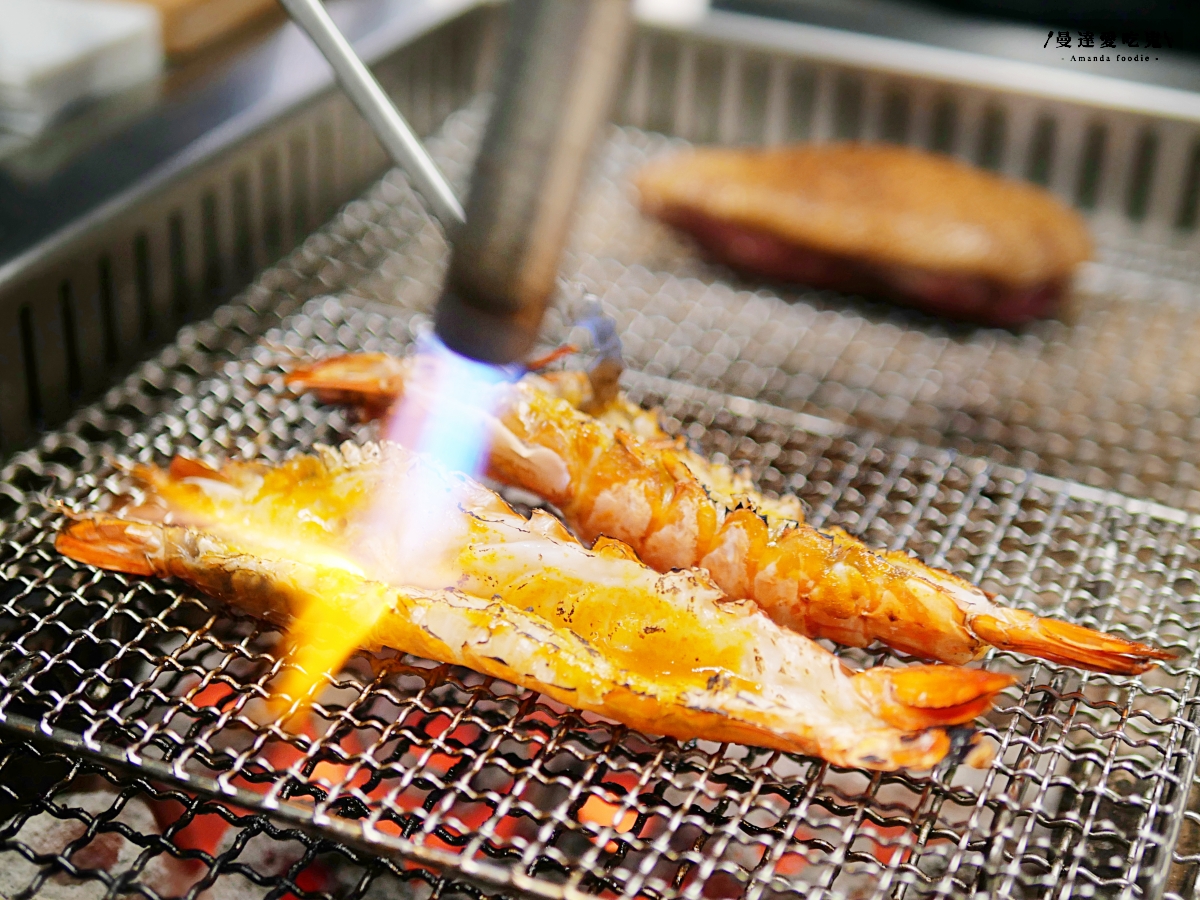 每一口都值得被好好款待,專人桌邊代烤的細節美學「明燒肉 文自旗艦店」主打熟成肉品和活體海鮮的高質感左營燒肉!左營美食推薦|高雄燒肉推薦 - 第43張圖 每一口都值得被好好款待,專人桌邊代烤的細節美學「明燒肉 文自旗艦店」主打熟成肉品和活體海鮮的高質感左營燒肉!左營美食推薦|高雄燒肉推薦