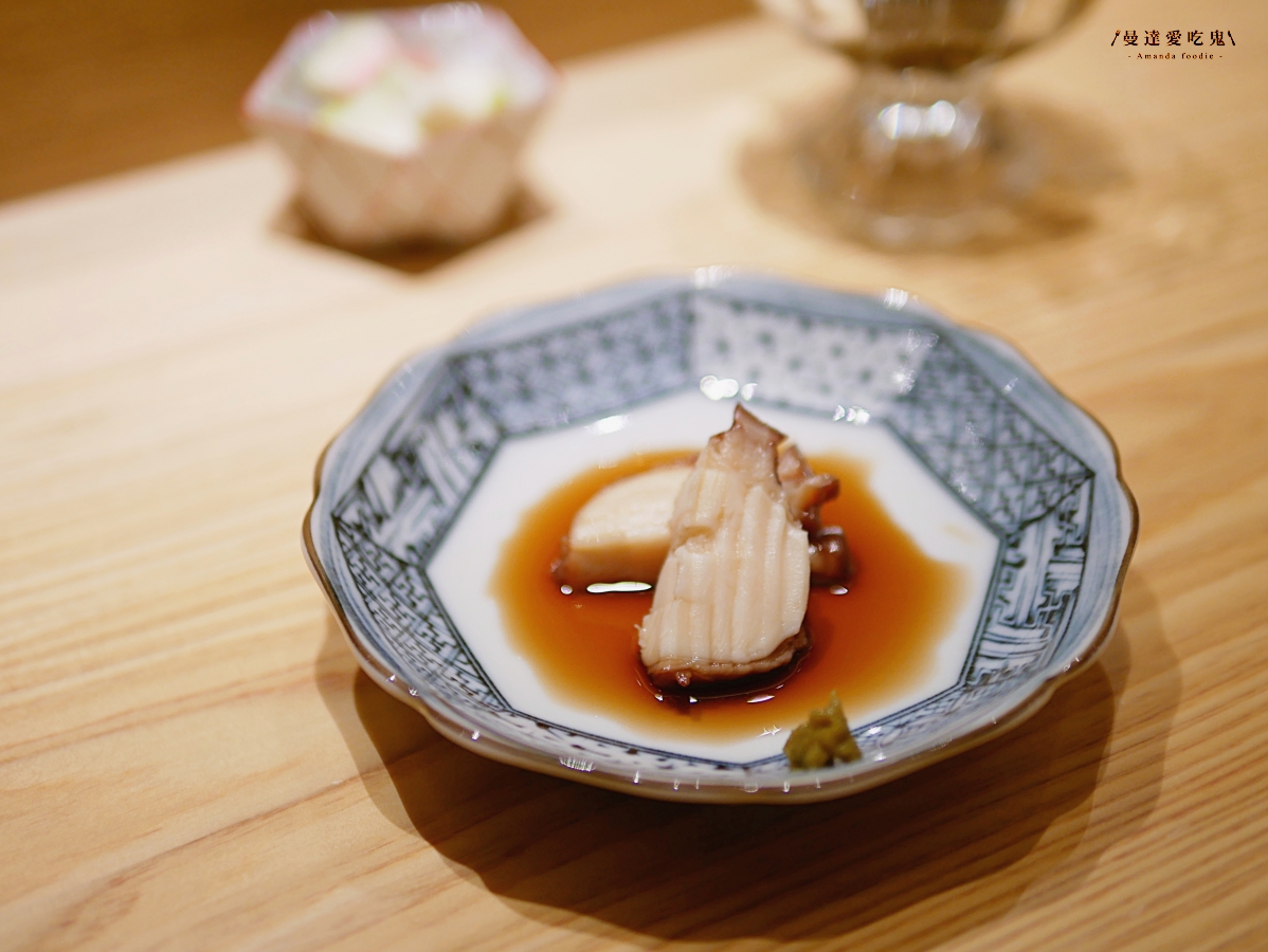 日料控必收！細細品味一場有節奏的高質感無菜單料理「塩露 Omakase」從清爽到濃厚的極致味覺饗宴！台南美食推薦｜台南約會推薦