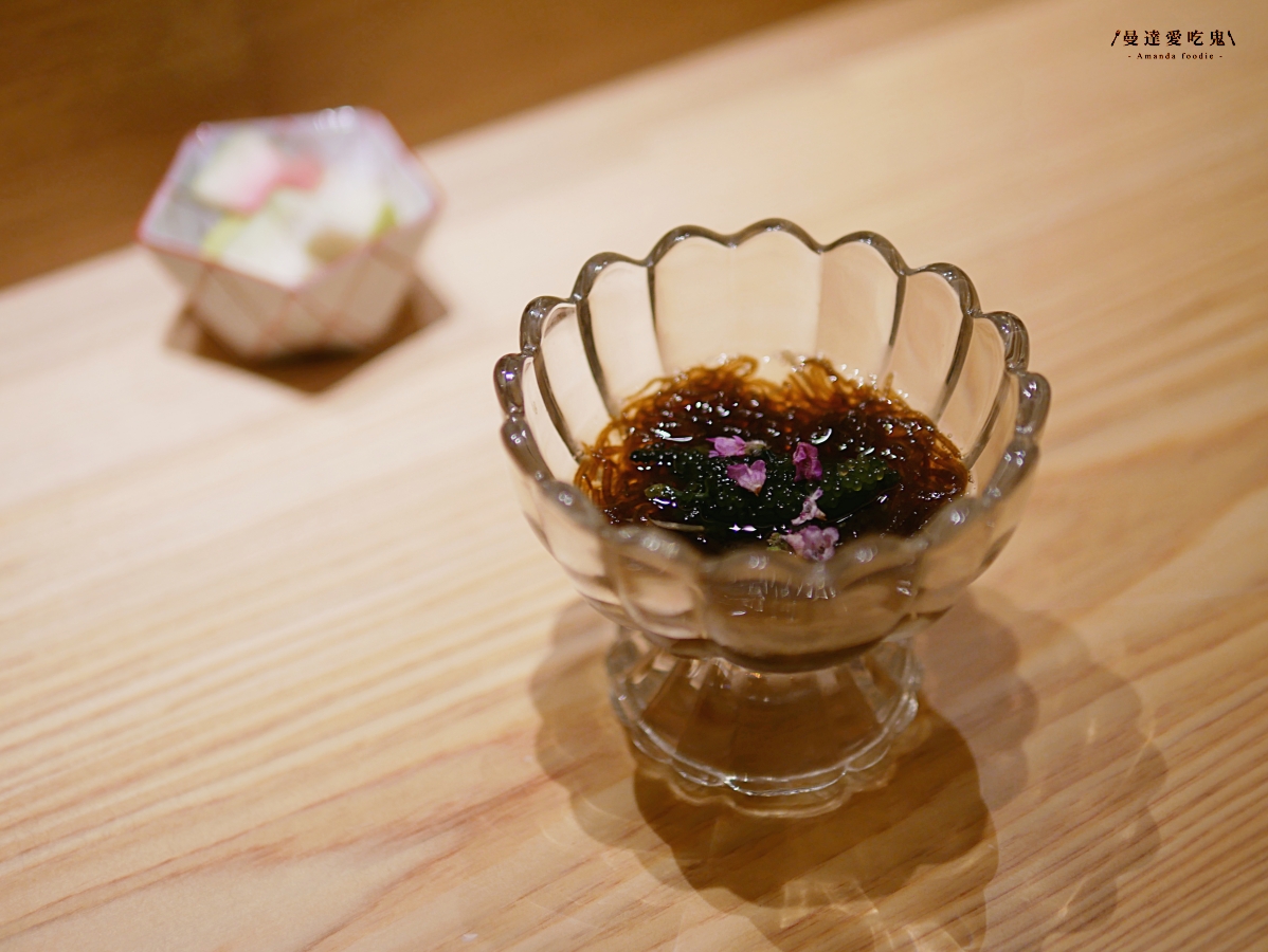 日料控必收！細細品味一場有節奏的高質感無菜單料理「塩露 Omakase」從清爽到濃厚的極致味覺饗宴！台南美食推薦｜台南約會推薦