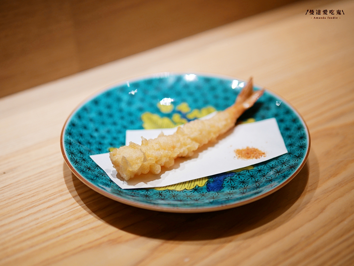 日料控必收！細細品味一場有節奏的高質感無菜單料理「塩露 Omakase」從清爽到濃厚的極致味覺饗宴！台南美食推薦｜台南約會推薦