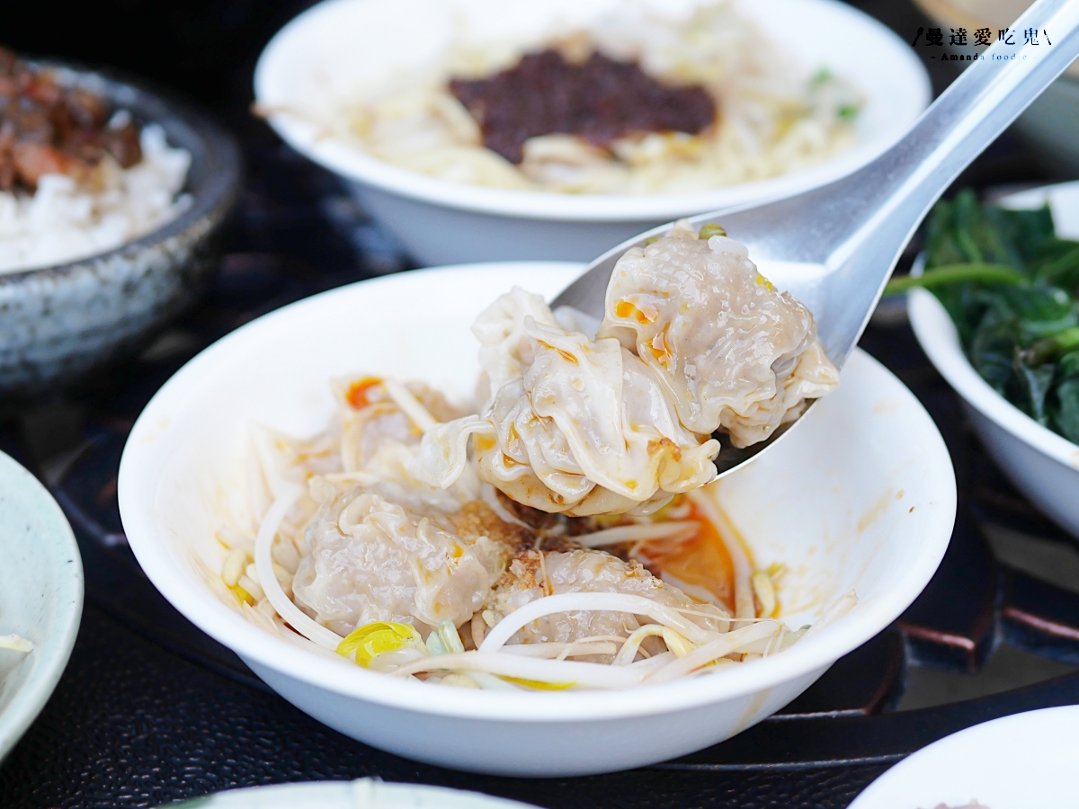 彰化美食|銅板價格享受豐富小吃「鹿港圓環頂麵食館」 美味意麵與$10平價滷味一次滿足!鹿港美食推薦|鹿港小吃推薦 - 第18張圖 彰化美食|銅板價格享受豐富小吃「鹿港圓環頂麵食館」 美味意麵與$10平價滷味一次滿足!鹿港美食推薦|鹿港小吃推薦