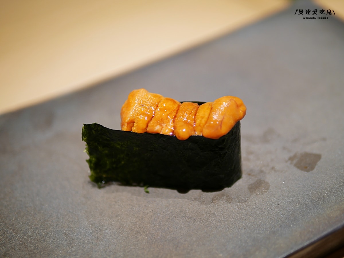 日料控必收！細細品味一場有節奏的高質感無菜單料理「塩露 Omakase」從清爽到濃厚的極致味覺饗宴！台南美食推薦｜台南約會推薦