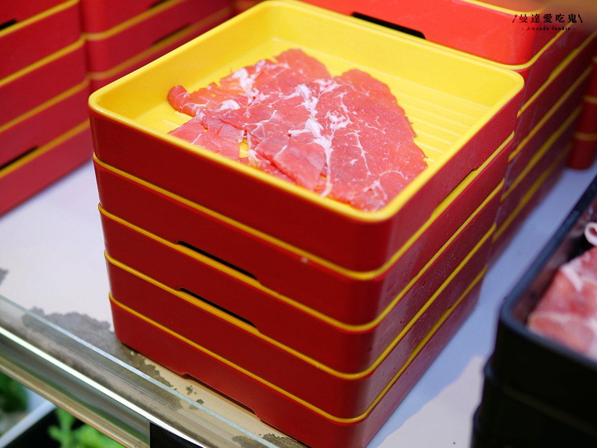 火鍋控注意！在鍋物吃到飽餐廳也能品嚐到銷魂烤鴨「覓 ‧ 鍋物」不收服務費還附設免費停車場超加分！沙鹿美食推薦｜台中美食推薦