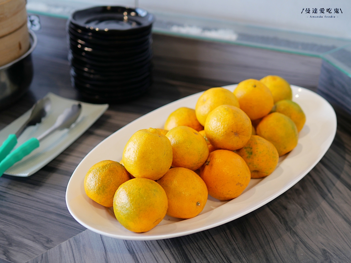 火鍋控注意！在鍋物吃到飽餐廳也能品嚐到銷魂烤鴨「覓 ‧ 鍋物」不收服務費還附設免費停車場超加分！沙鹿美食推薦｜台中美食推薦