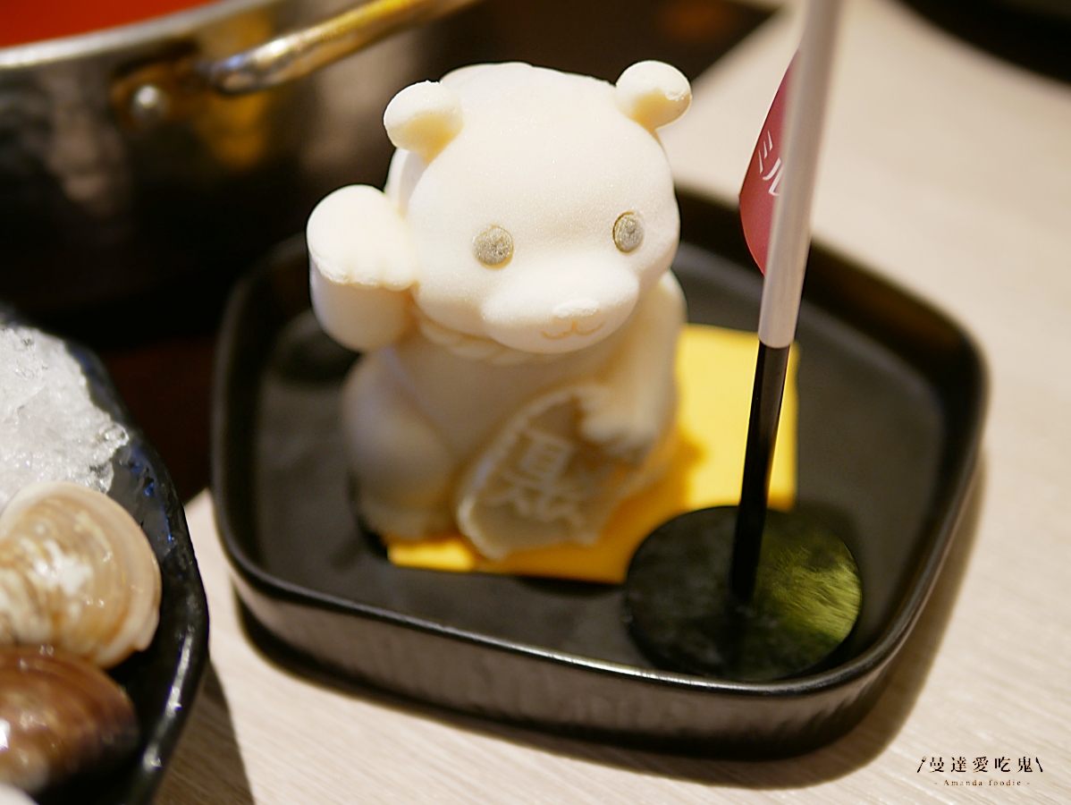 肉控與海鮮控都會點頭的台南火鍋店「聚 日式鍋物 台南仁德中山店」自助吧內容豐富不馬虎,當月壽星加碼送肉肉山就是過癮啦!台南吃到飽推薦|台南聚餐推薦 - 第16張圖 肉控與海鮮控都會點頭的台南火鍋店「聚 日式鍋物 台南仁德中山店」自助吧內容豐富不馬虎,當月壽星加碼送肉肉山就是過癮啦!台南吃到飽推薦|台南聚餐推薦