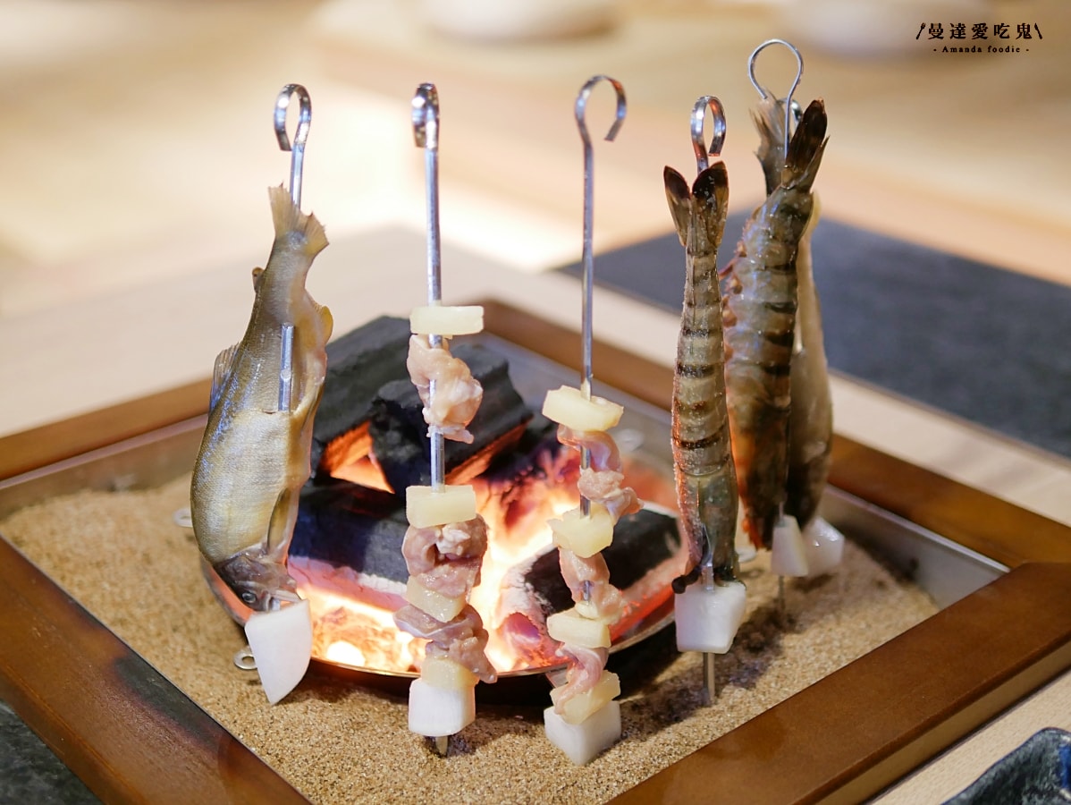 太銷魂！細細品味一頓讓人難忘的極致和牛饗宴「冶炭Yatan 和牛燒肉專門店」獨樹一格的地爐炭火燒肉體驗！台南燒肉推薦｜善化美食推薦