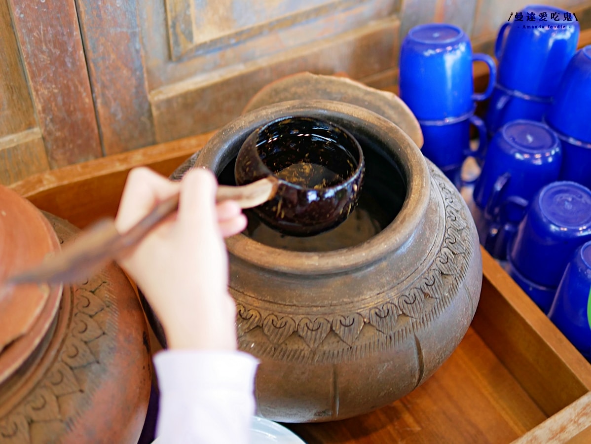 從大片玻璃賞景到特色船麵與涮嘴小點「大城老船麵大立旗艦店」值得收藏的平價高雄景觀餐廳開箱！前金區美食推薦｜高雄約會推薦