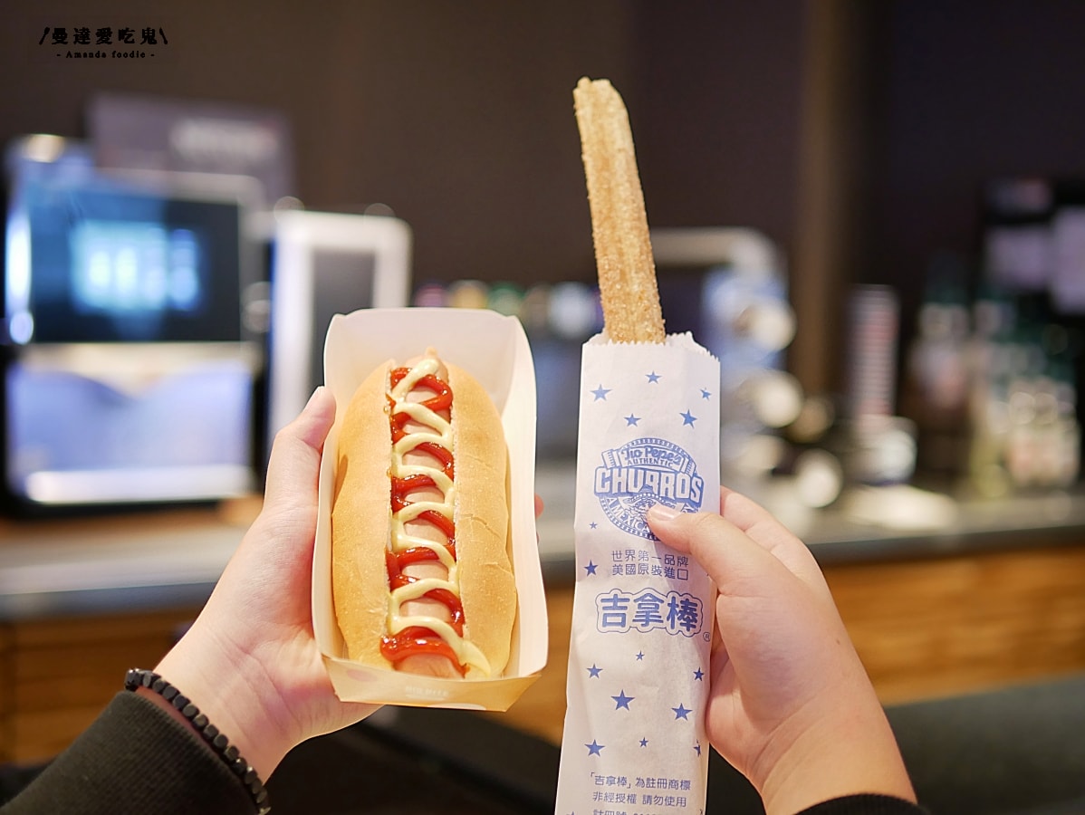 從大片玻璃賞景到特色船麵與涮嘴小點「大城老船麵大立旗艦店」值得收藏的平價高雄景觀餐廳開箱！前金區美食推薦｜高雄約會推薦