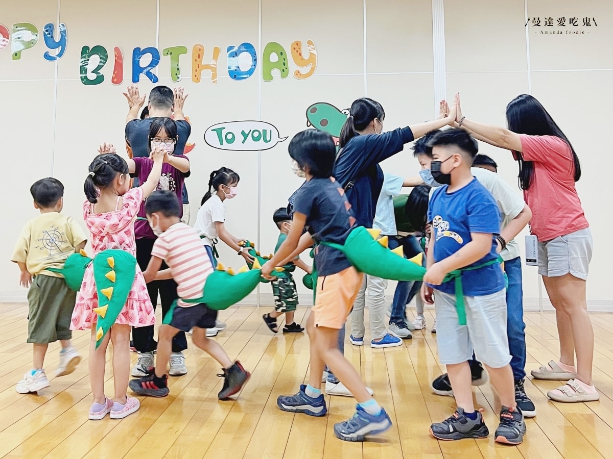 台南親子活動｜樹谷生活科學館「樹谷恐龍童樂會－小小烘焙師」2小時滿滿行程，DIY蛋糕＋變身小恐龍一次滿足！
