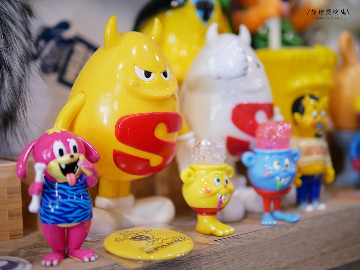 創意口味雞排尬邪惡炸物一次滿足「曹林雞排」外帶、內用都正點的高雄三民宵夜推薦！三民區美食推薦｜高雄鹽酥雞推薦