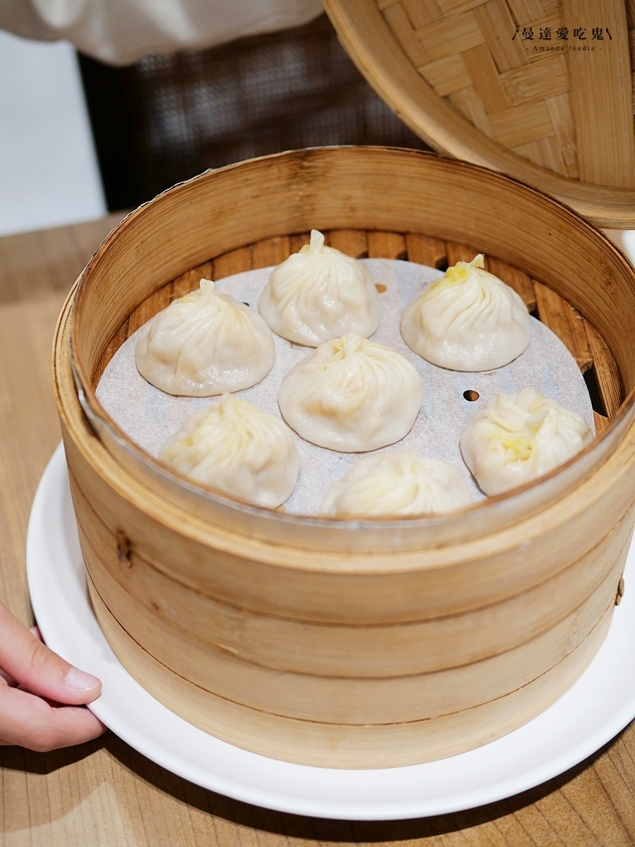 台南東區美食|搬新家再出發「滬品上海湯包」必點蟹粉小籠包、上海湯包爆汁太銷魂!台南美食推薦|台南聚餐推薦 - 第6張圖 台南東區美食|搬新家再出發「滬品上海湯包」必點蟹粉小籠包、上海湯包爆汁太銷魂!台南美食推薦|台南聚餐推薦