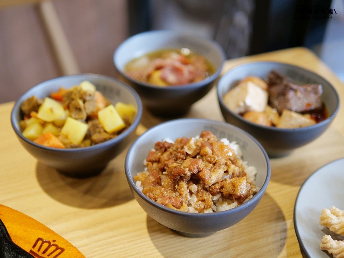 CP值超高!美味排餐尬豐盛自助吧一次滿足「貴族世家mini 左營博愛店」真材實料的s好味道!高雄聚餐推薦|左營美食推薦 - 第31張圖 CP值超高!美味排餐尬豐盛自助吧一次滿足「貴族世家mini 左營博愛店」真材實料的s好味道!高雄聚餐推薦|左營美食推薦