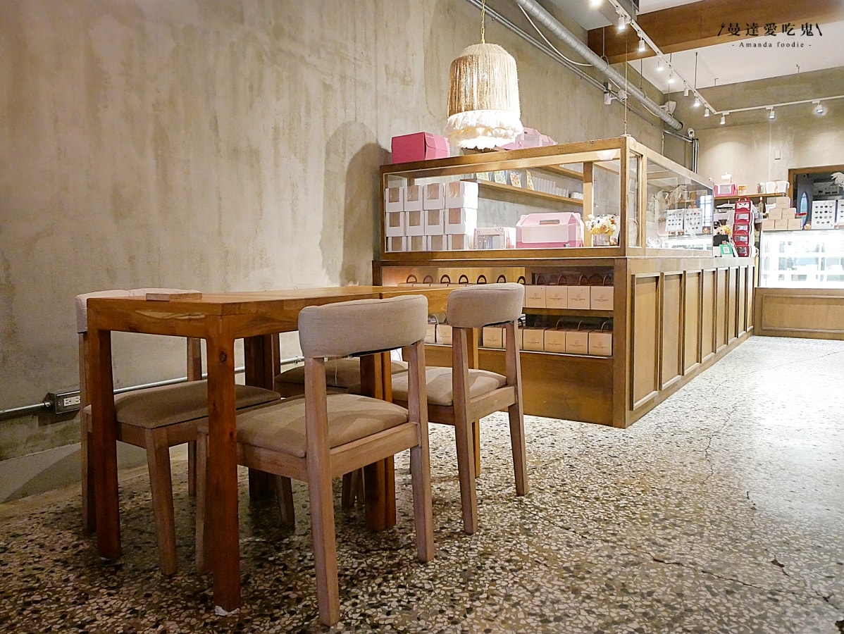台南甜點推薦｜老宅系最美可頌店「Lilliane Bakery 莉莉安可頌台南店」下午茶約會氛圍感滿點！台南美食推薦｜台南咖啡廳推薦