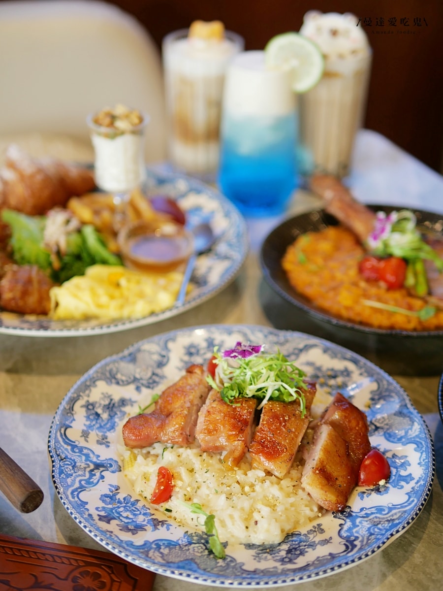 美翻天！從用餐環境到上桌餐點都讓人欲罷不能的浪漫饗宴「今鶴義式餐酒館安平店」超萌立體泡澡熊奶茶吸睛必點！台南慶生推薦｜台南約會推薦