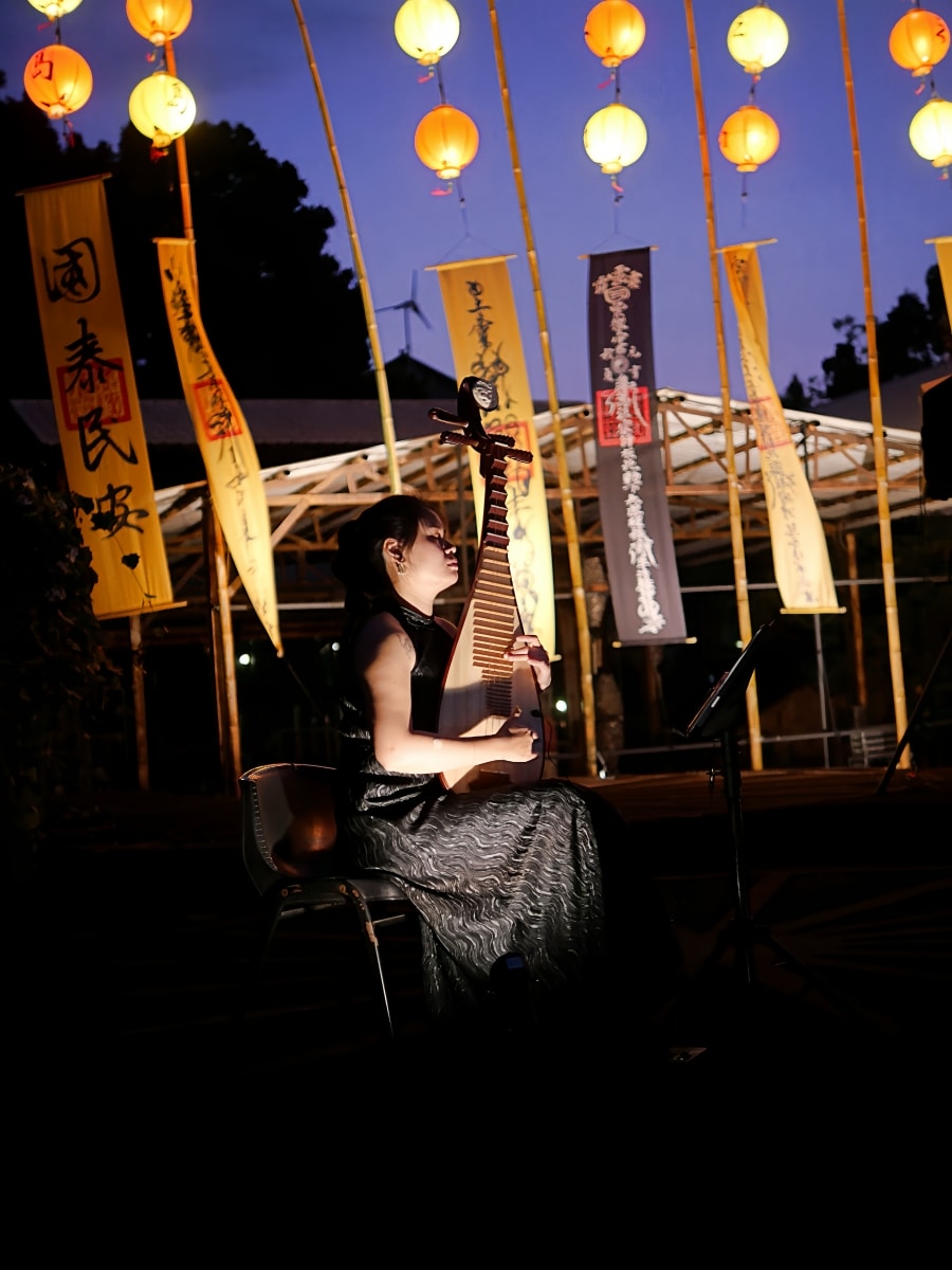 台南仁德｜百年糖廠變身奇幻結界，十鼓文創園區《魔法夜祭2.0 神之島》沉浸式夜間演出讓人欲罷不能！台南親子活動｜台南景點推薦