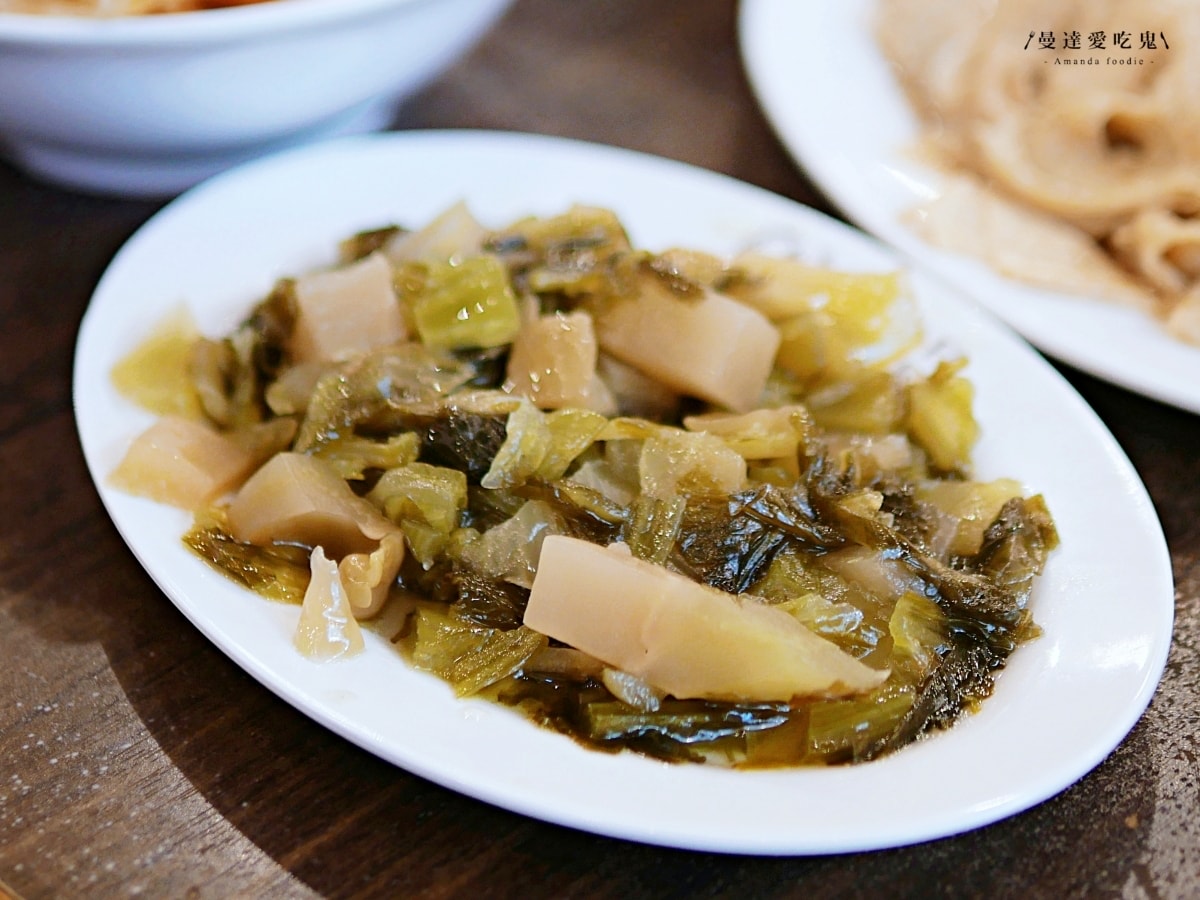 米其林必比登推薦經典必吃「松發肉骨茶 The Centrepoint 分店」濃郁胡椒香讓人欲罷不能！新加坡烏節路美食｜新加坡肉骨茶推薦