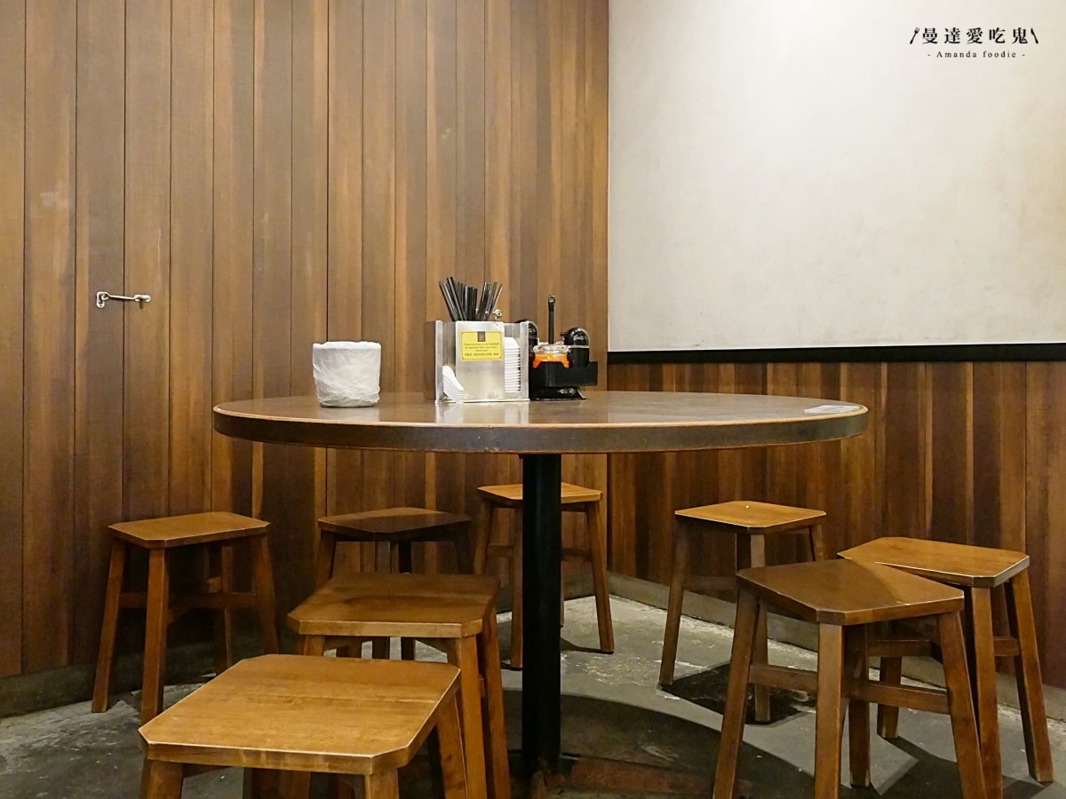 米其林必比登推薦經典必吃「松發肉骨茶 The Centrepoint 分店」濃郁胡椒香讓人欲罷不能！新加坡烏節路美食｜新加坡肉骨茶推薦