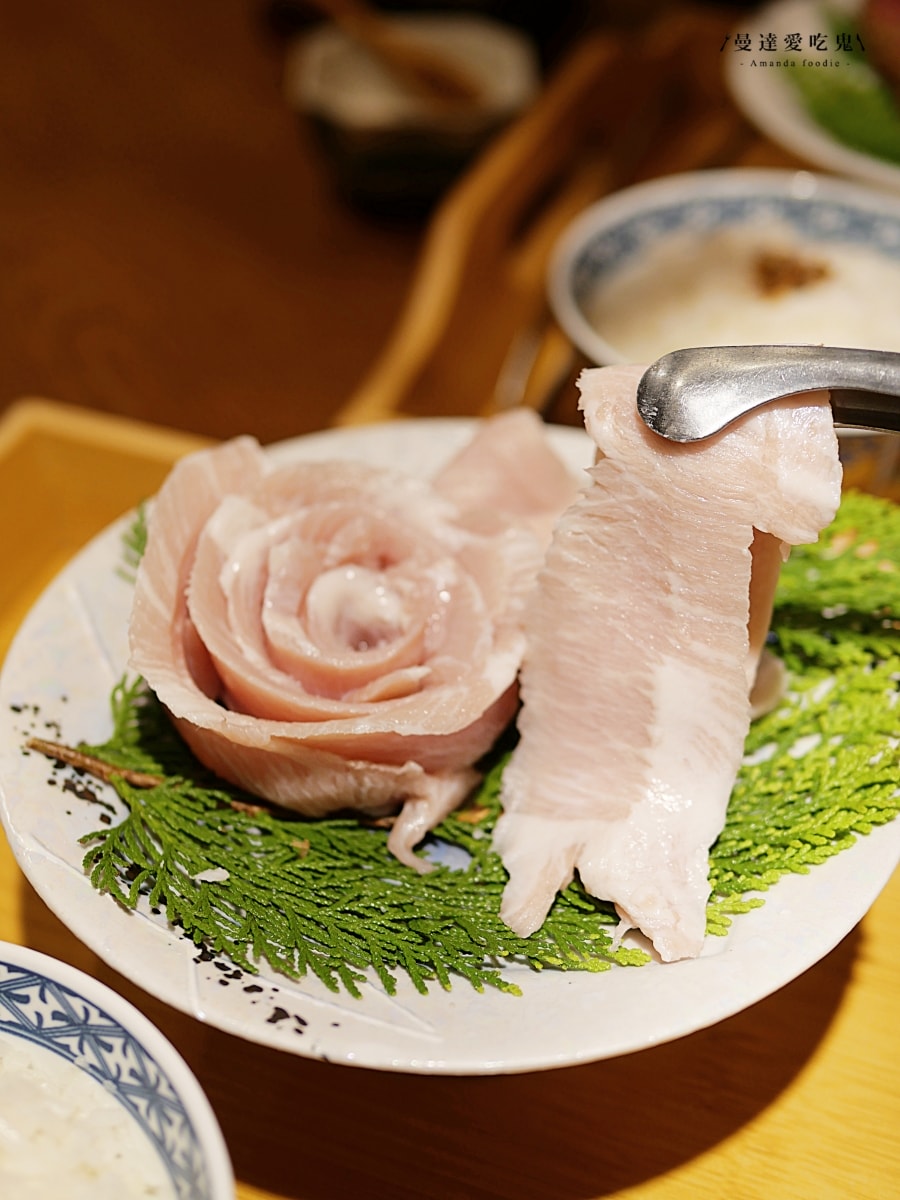 太銷魂！自己掌握熟度的迷人日式炸牛排定食「萩椛炸牛排 牛かつ專門店安平店」質感靜謐空間與職人料理的完美結合！安平美食推薦｜台南聚餐推薦
