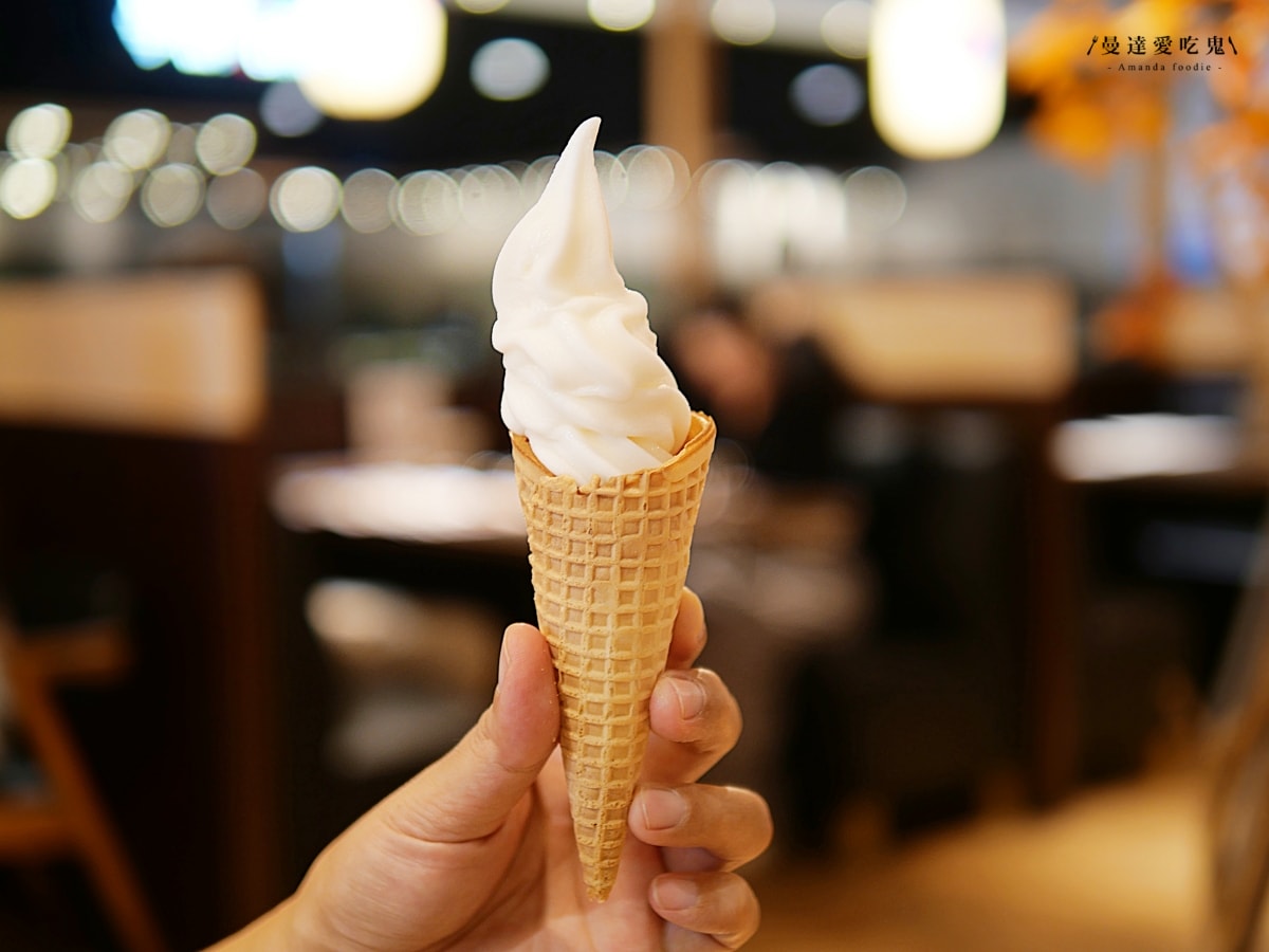 台南韓式料理推薦｜內用小菜白飯霜淇淋無限供應「金春喜韓廚 台南仁德家樂福店」韓式湯飯暖心登場！台南美食推薦｜台南聚餐推薦