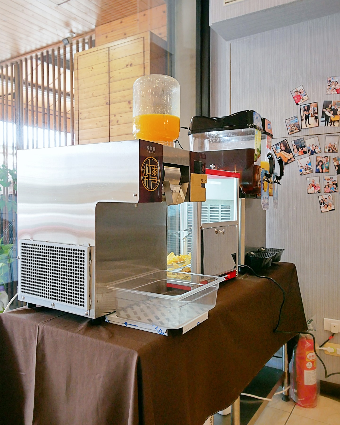 日料店新增自助吧整個大加分「纓風壽司永康店」期間限定玫瑰花丼超吸睛，營業到半夜12點很可以！永康美食推薦｜台南日料推薦