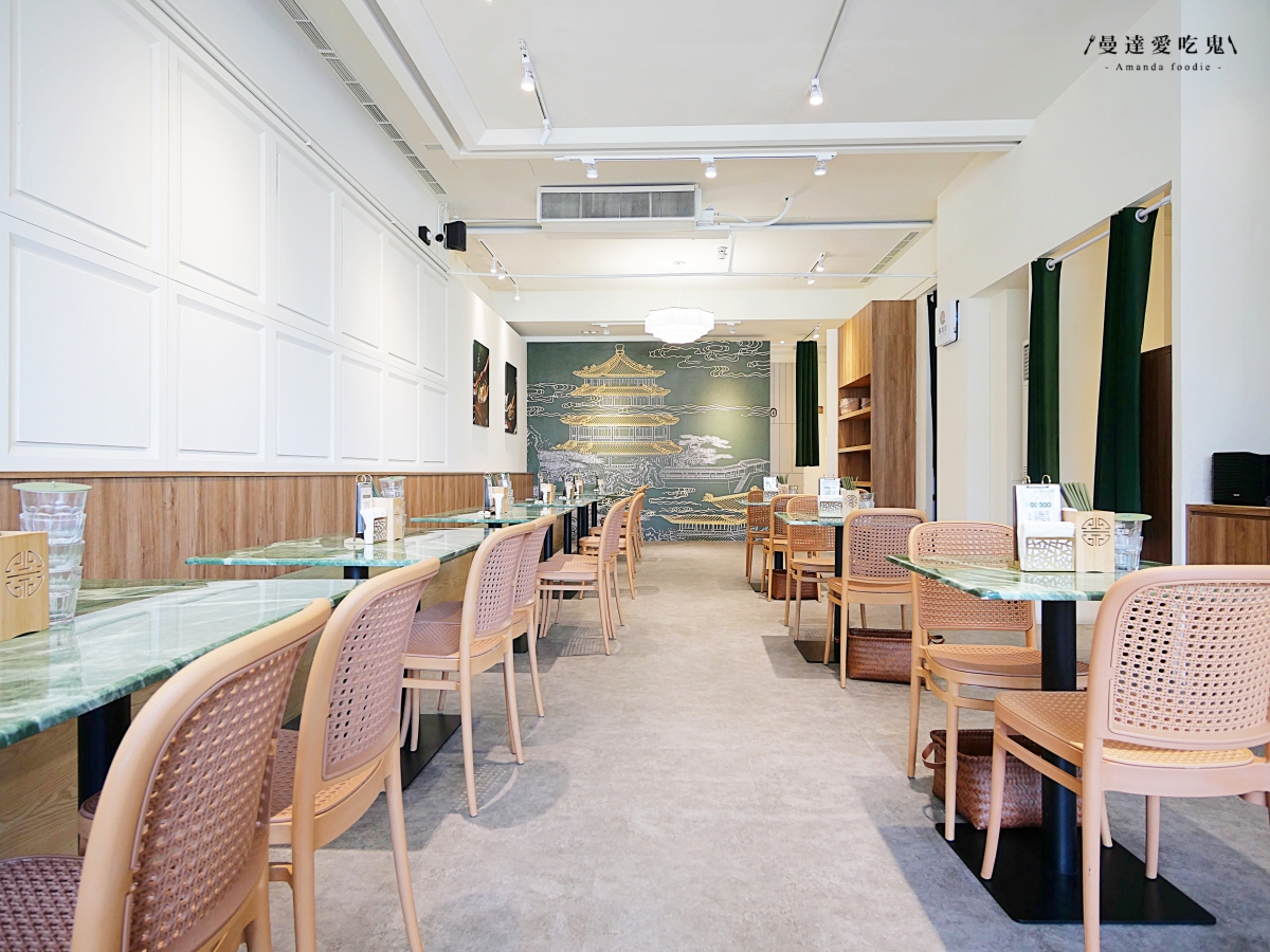 安平家樂福旁的人氣北方麵食「酥香居北方精緻食府安平店」質感系用餐空間，連甜點都讓人驚喜！台南中西區美食｜台南聚餐推薦