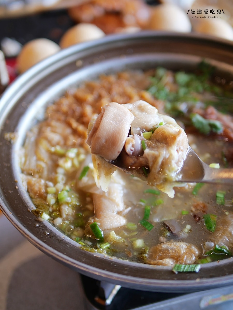 越吃越上癮！烤鴨控必收口袋名單「LA 墨川四川樟茶烤鴨善化店」料多實在的母親節套餐開箱！善化美食推薦｜台南聚餐推薦